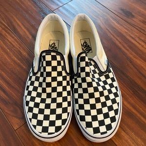 Checkered Slip-On Vans Size 10.5m & 12.5w